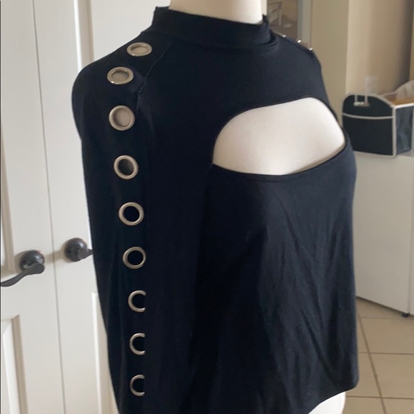 Emma and Sam super trendy top perfect condition - Picture 6 of 9